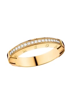 OMEGA Ring 18k yellow gold diamonds