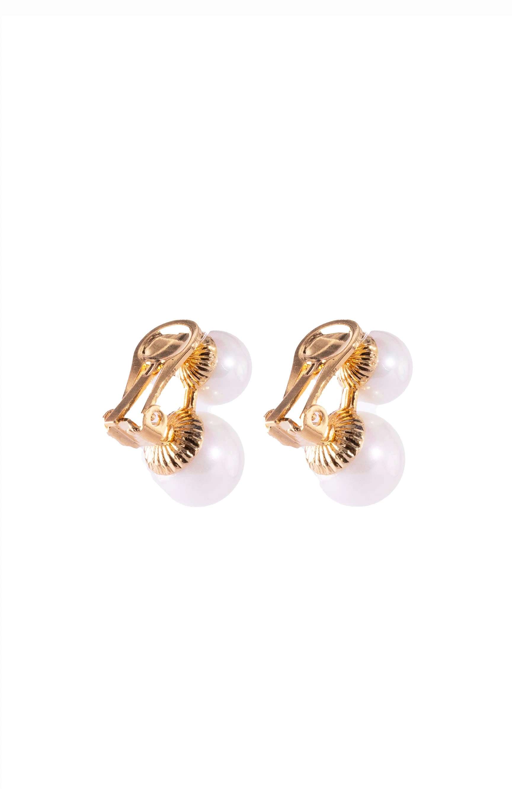 مادري بيرلا أقراط من اللؤلؤ