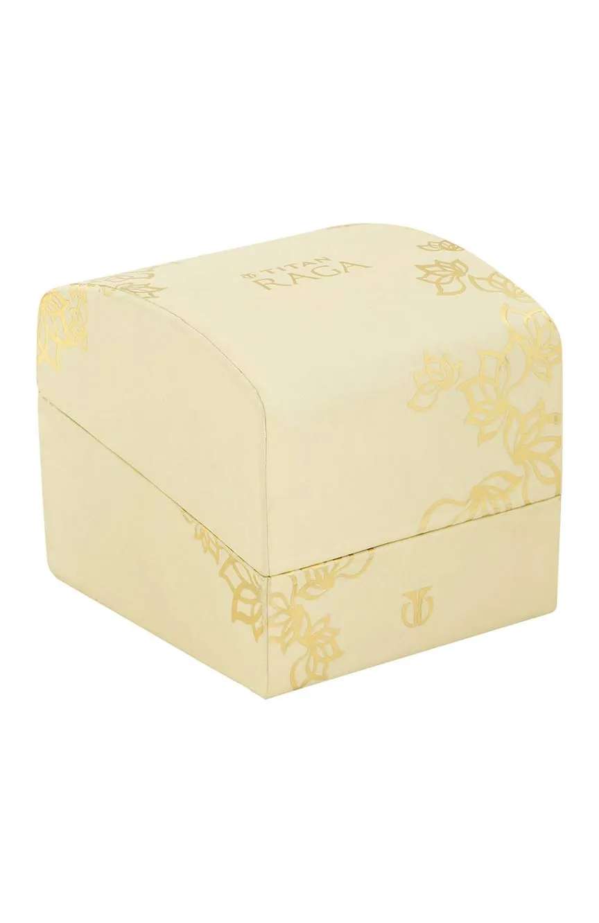 تيتان ساعة تيتان راجا فيفا بميناء أبيض وسوار معدني للنساء