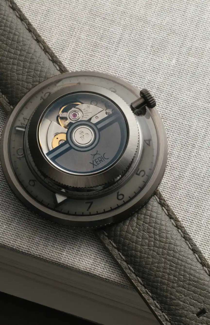 زيريك Invertor+ Automatic Charcoal Lume Limited Edition