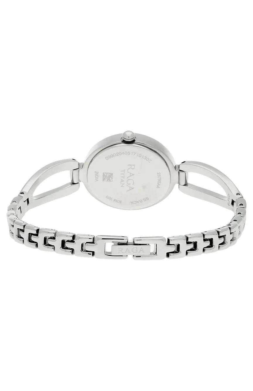 تيتان ساعة اليد راجا