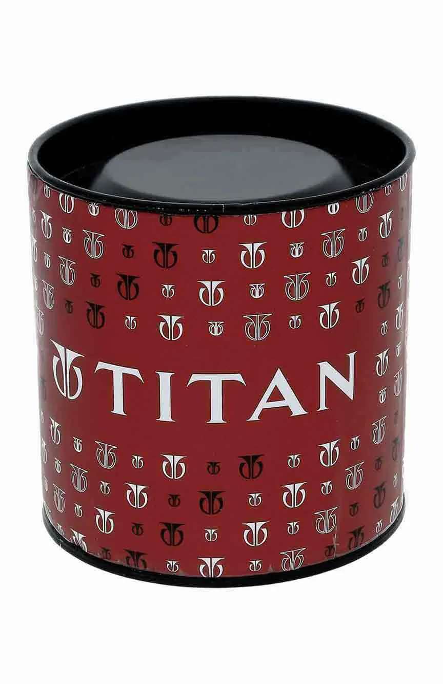 تيتان ساعة تيتان لاجان بميناء أبيض وسوار جلدي لعرض اليوم والتاريخ للنساء