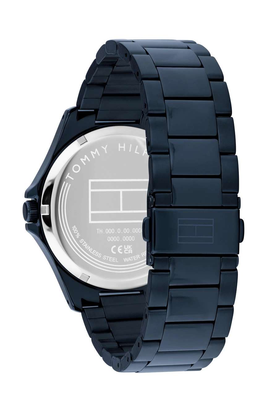 تومي هيلفجر Bruce