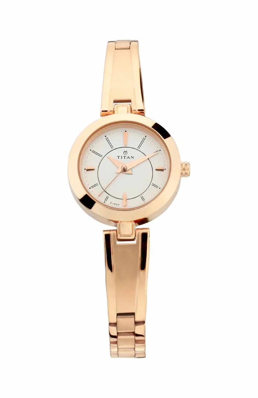 

Titan | Titan Quartz Analog Silver Dial Metal Strap Watch for Women