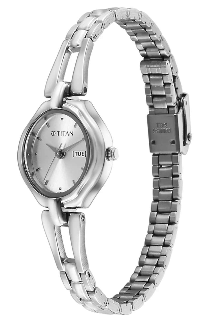Titan Karishma Ladies Silver Round Dial Stainless Steel Strap Watch For Women