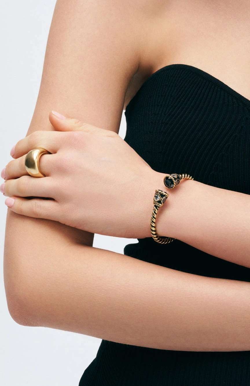 مون ريف Black Zircon Gold Cuff Bracelet