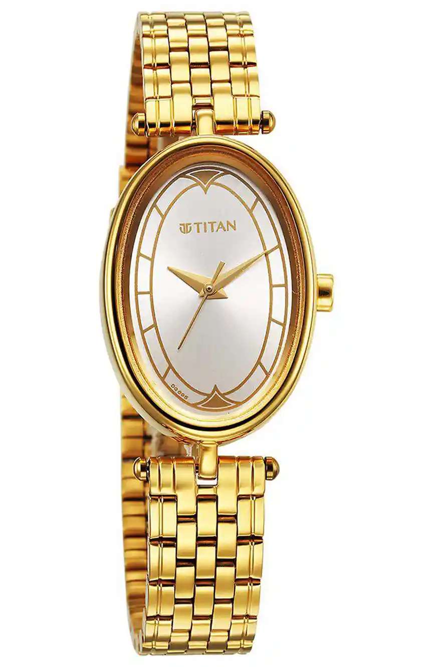 تيتان ساعة تيتان كاريشما كوارتز بميناء فضي وسوار ستانلس إستيل ذهبي للنساء