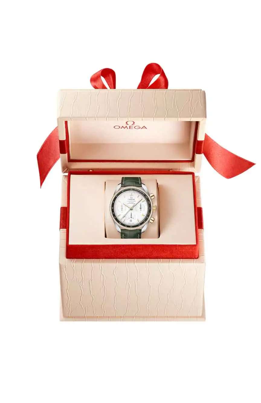 أوميغا سبيدماستر 38