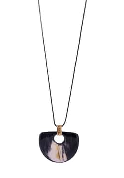 Soyang Paris Black pendant necklace