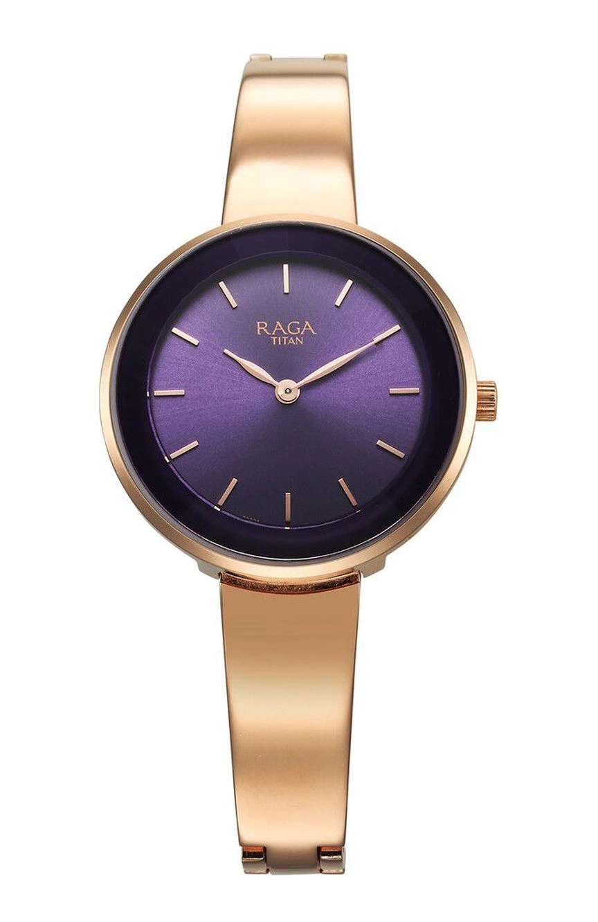 تيتان ساعة تيتان راجا شوستوبر كوارتز بميناء أرجواني وسوار معدني لون ذهبي وردي للنساء