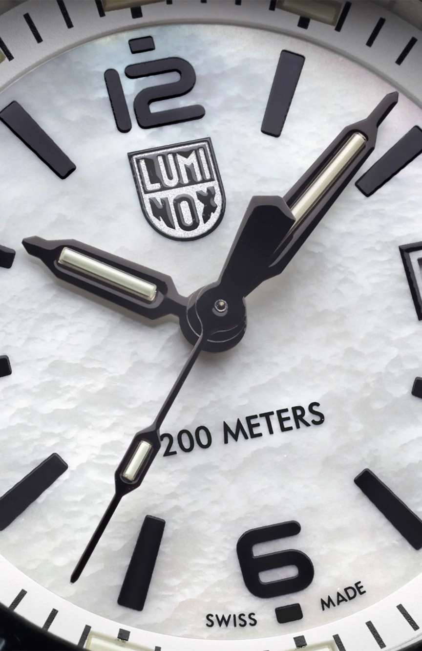 Luminox Ladies Pacific Diver 3120 Series Xs.3126M