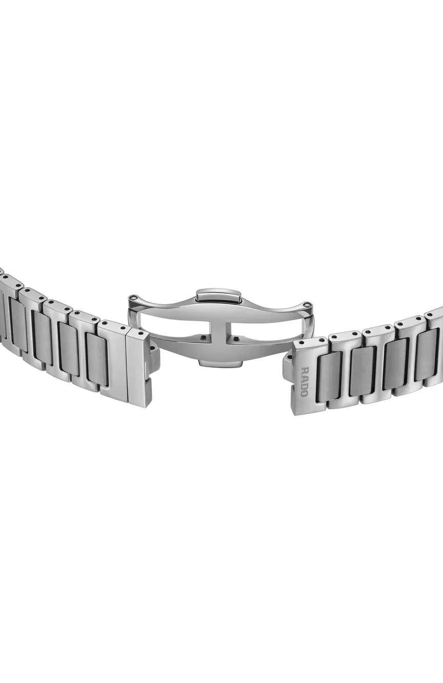 رادو Women's Diastar Original Oman Edition