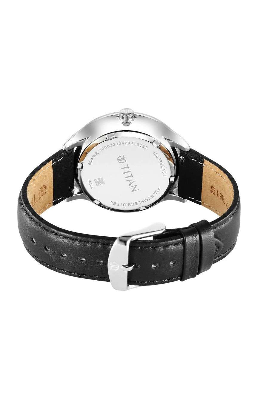 تيتان ساعة تيتان تيمليس تريجرز كوارتز بنافذة لعرض التاريخ بميناء أبيض وسوار من الجلد الأسود للرجال