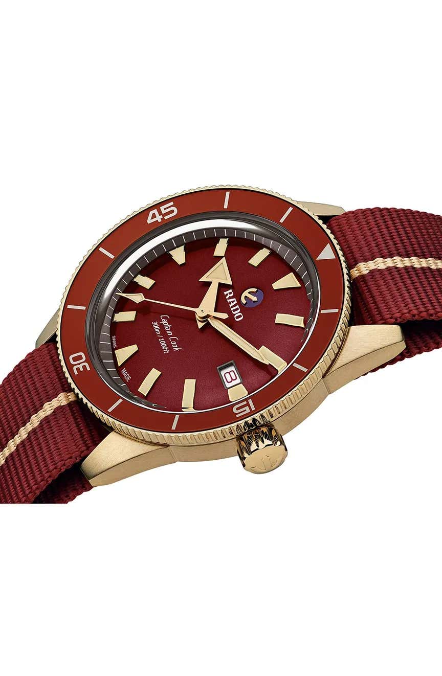 赤ベロ 4600C Classic Replica Experience the Rolex GMT-Master Exhibition presented by Cortina