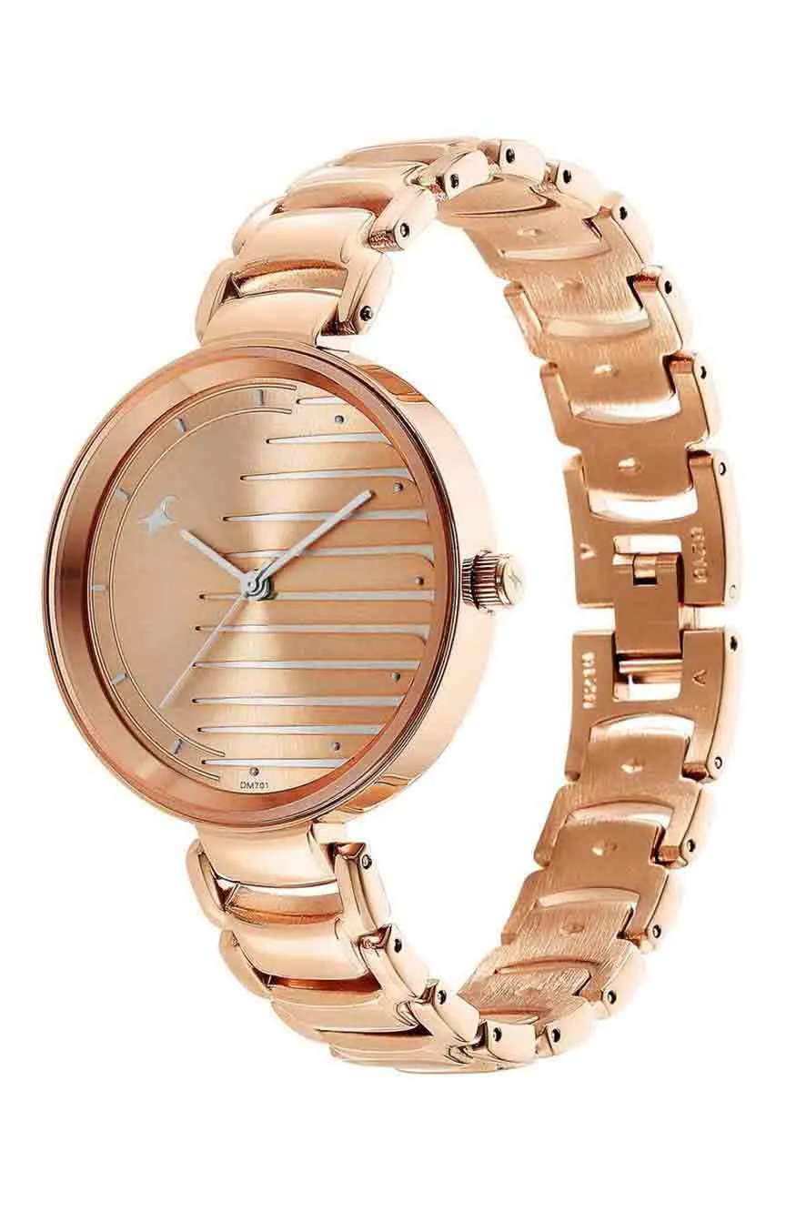 Titan Fastrack Style Up Quartz Analog Champagne Dial Metal Strap Watch for Girls