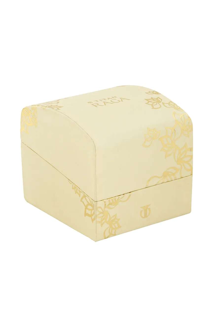 تيتان ساعة تيتان راجا فيفا بميناء أبيض وسوار معدني للنساء