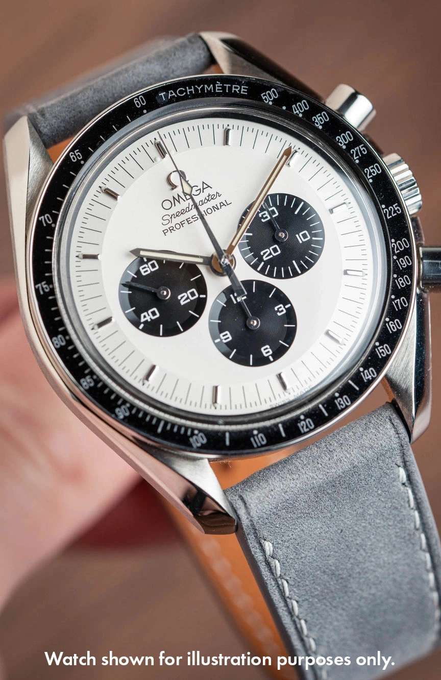 ديلوجز سوار من جلد النوبوك باللون الرمادي الفاتح