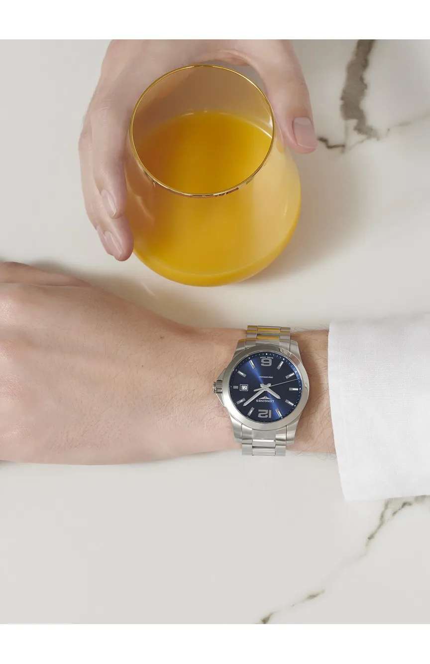 لونجين كلاسيك كونكيست