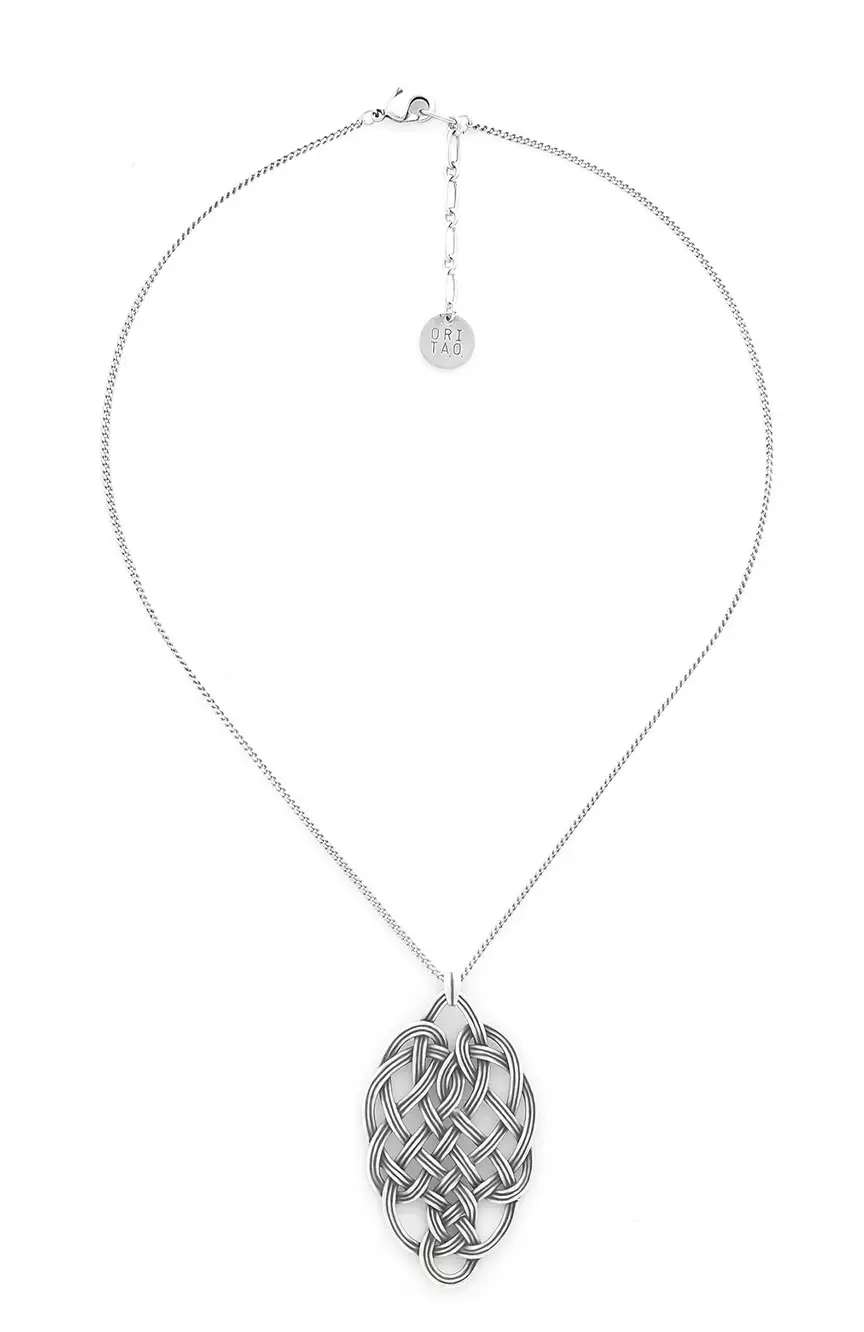 Ori Tao Silvered oval pendant necklace Shinomoki