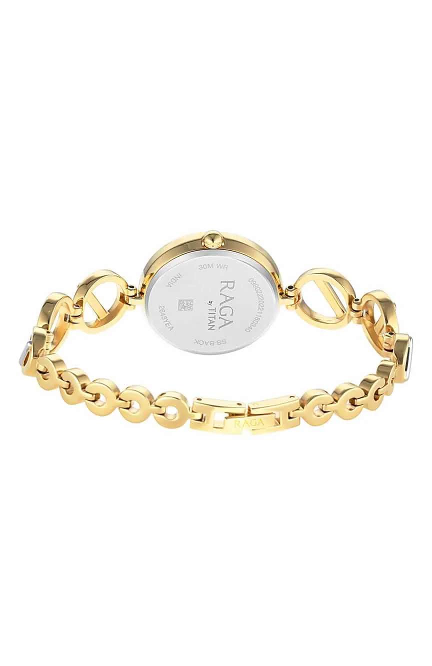 تيتان ساعة تيتان راجا فيفا بميناء فضي وسوار معدني للنساء