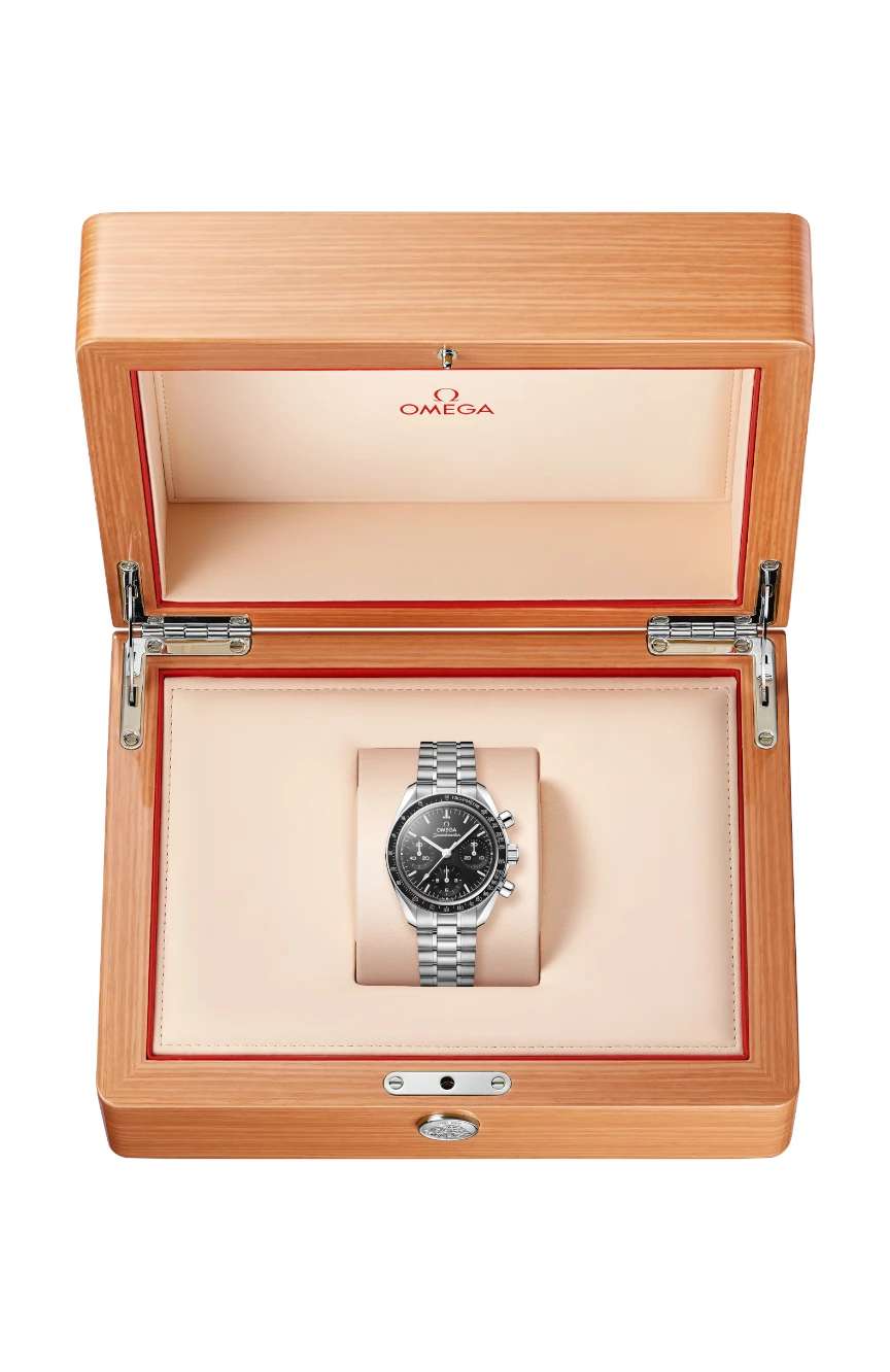 OMEGA Speedmaster 38