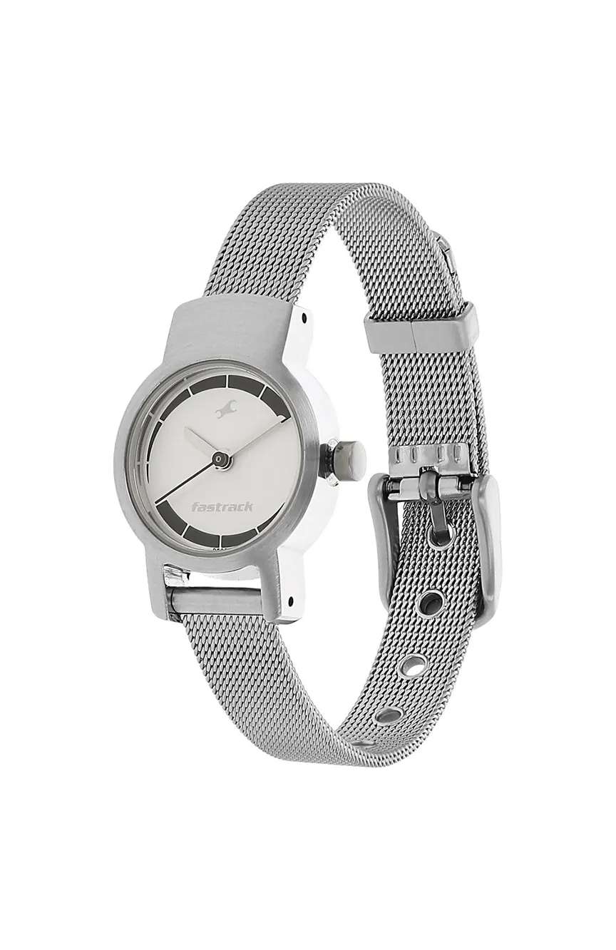Fastrack  Women's Quartz Metal