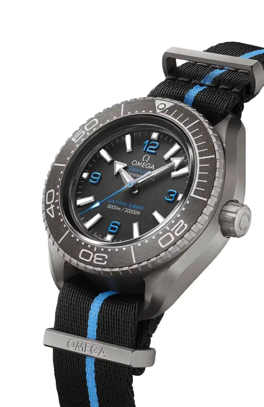 أوميغا بلانت أوشن 600 إم