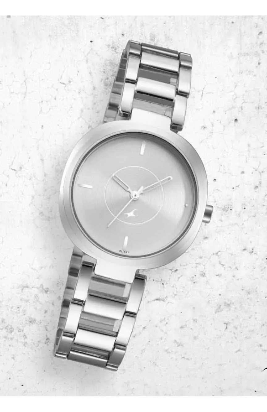 Titan Fastrack Stunners Quartz Analog Silver Dial Metal Strap Watch for Girls