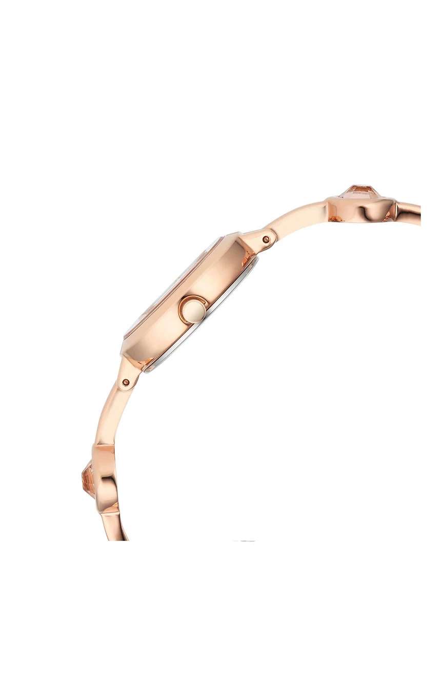 تيتان ساعة تيتان راجا فيفا كوارتز بميناء ذهبي وردي وسوار معدني للنساء