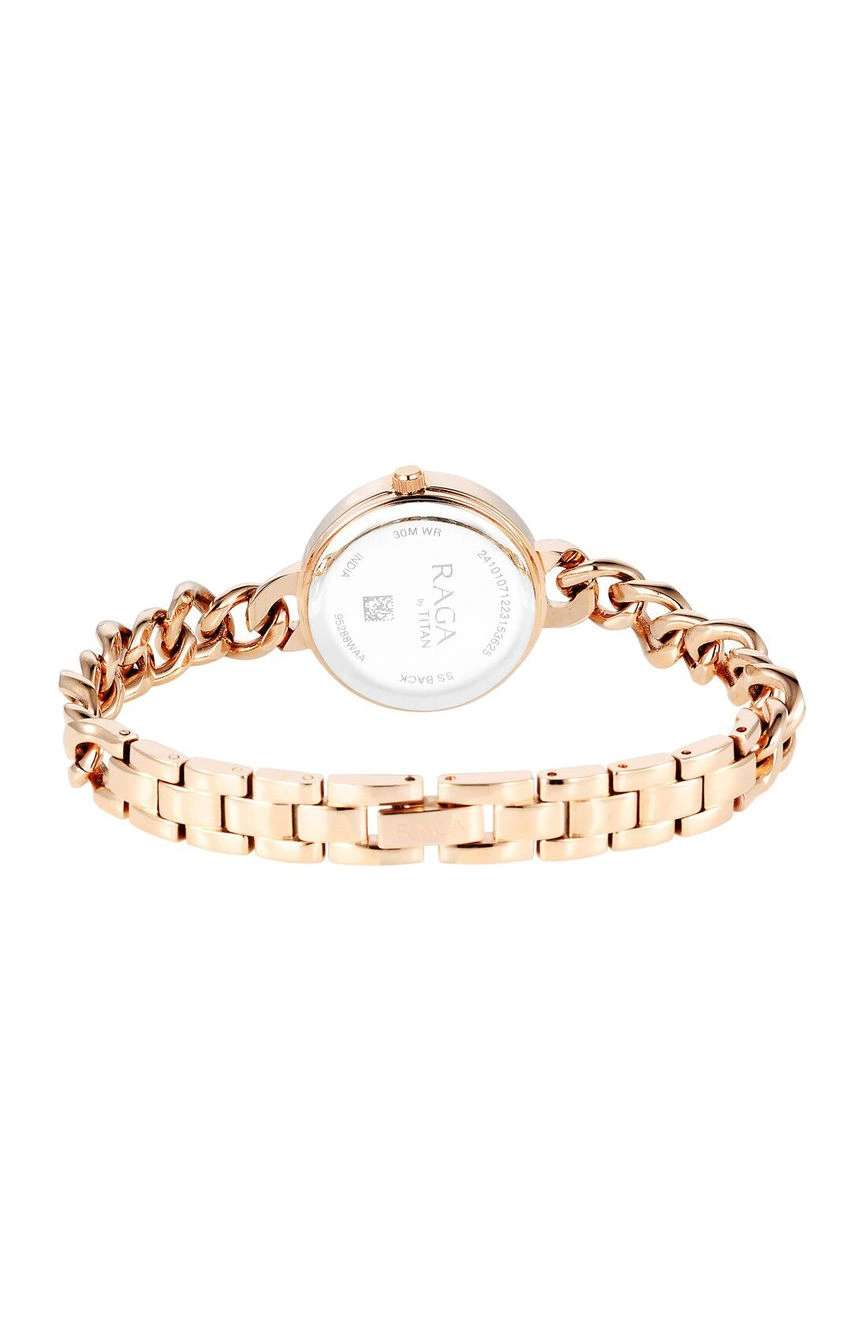 تيتان ساعة تيتان راجا شوستوبر كوارتز بميناء ذهبي وردي وسوار معدني لون ذهبي وردي للنساء