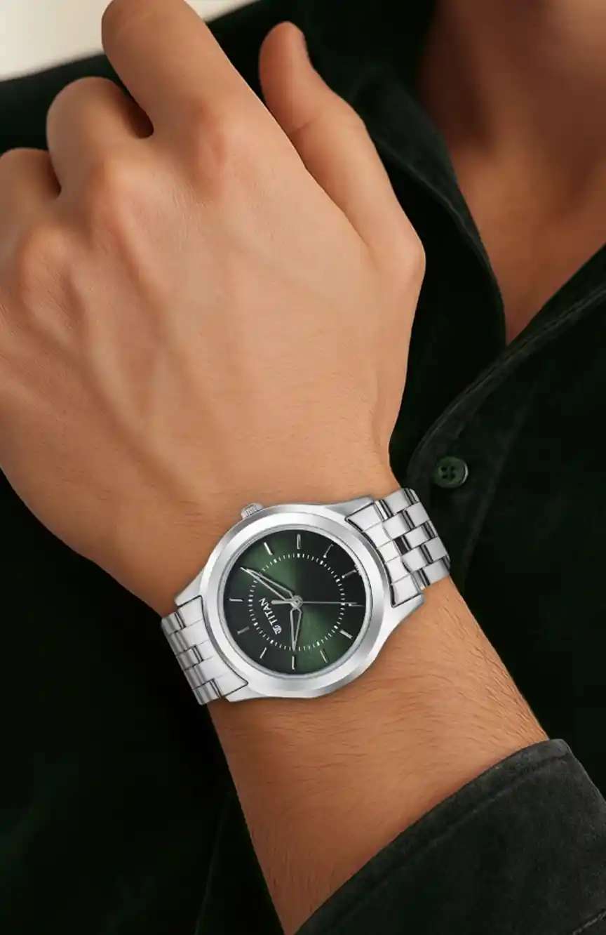 Titan Karishma Zing Quartz Analog Green Dial Silver Stainless Steel Strap Watch For Men