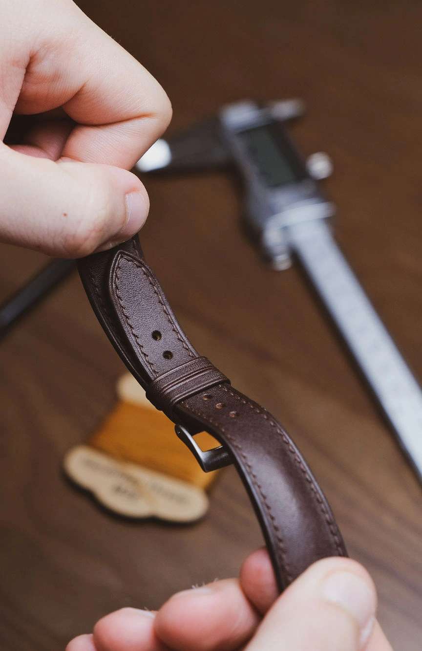 Delugs Leather - Marron Baranil Signature Strap