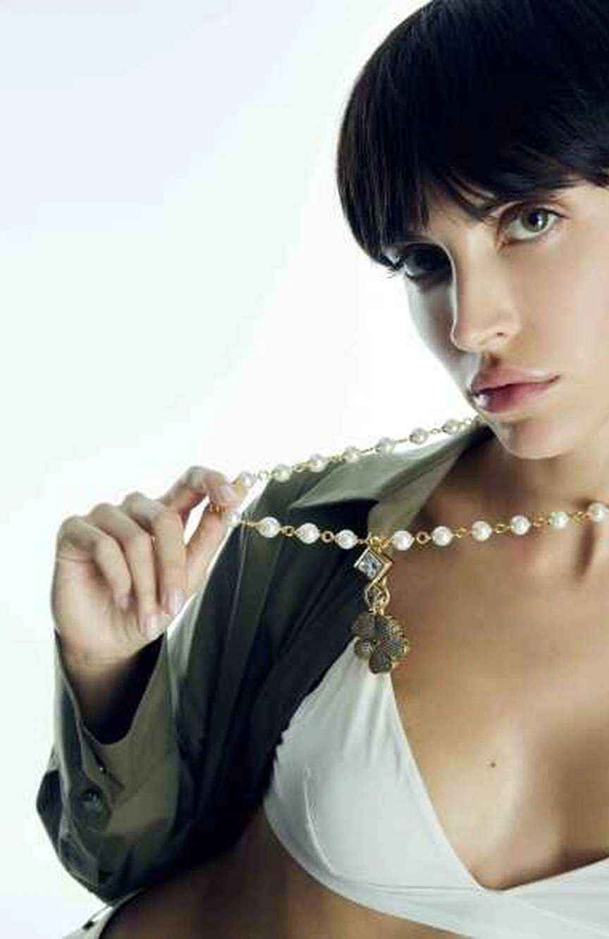 Mon Reve Gold and Pearl Earrings