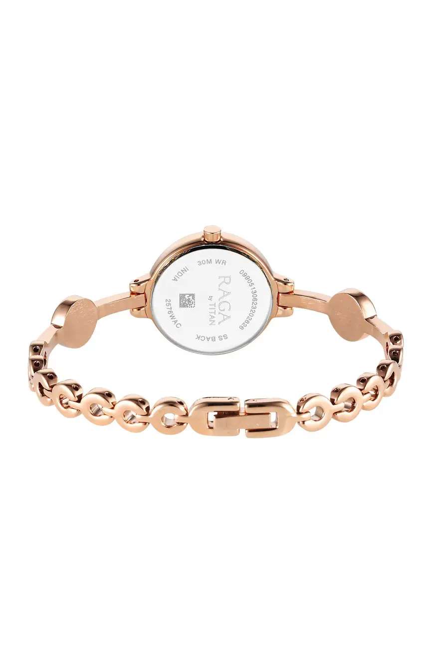 تيتان ساعة تيتان راجا فيفا كوارتز بميناء ذهبي وردي وسوار معدني للنساء