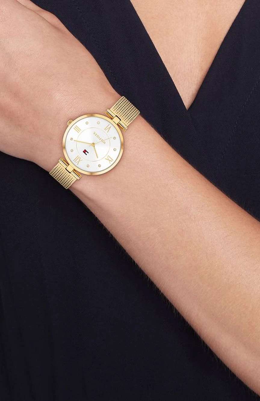 تومي هيلفجر ساعة إيلا مقاس 34 مم بسوار ستانلس إستيل من تومي هيلفيغر للنساء