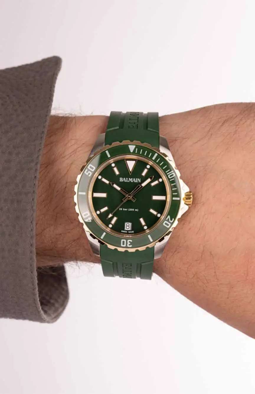 BALMAIN オリーブグリーンベスト Balmain Ophrys | RivoliShop.com