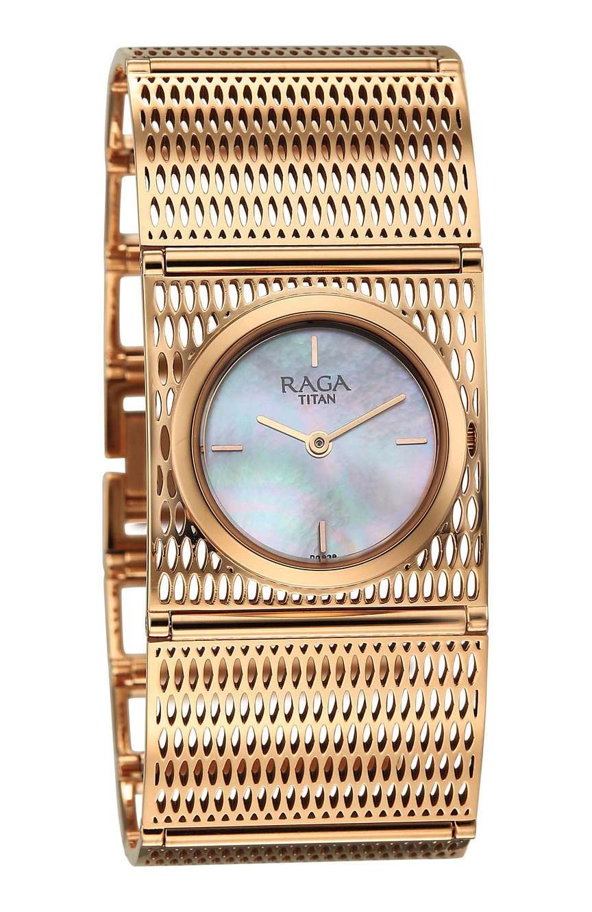 Titan Ethereal Quartz Analog