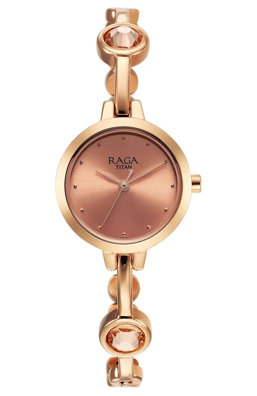 تيتان ساعة تيتان راجا فيفا كوارتز بميناء ذهبي وردي وسوار معدني للنساء