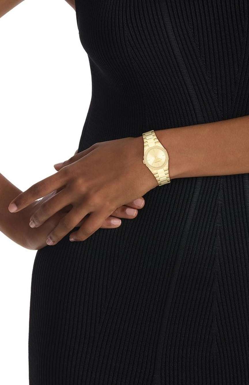 كلفن كلاين Geometric Elegance