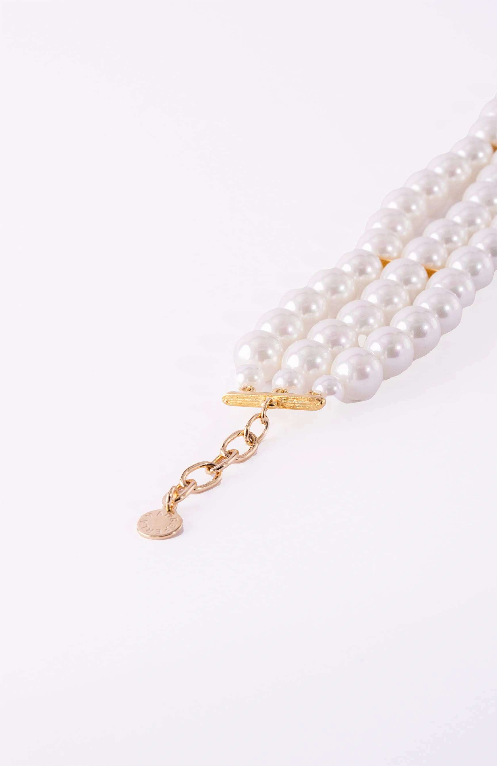 Madreperla Multi-strand Pearl necklace