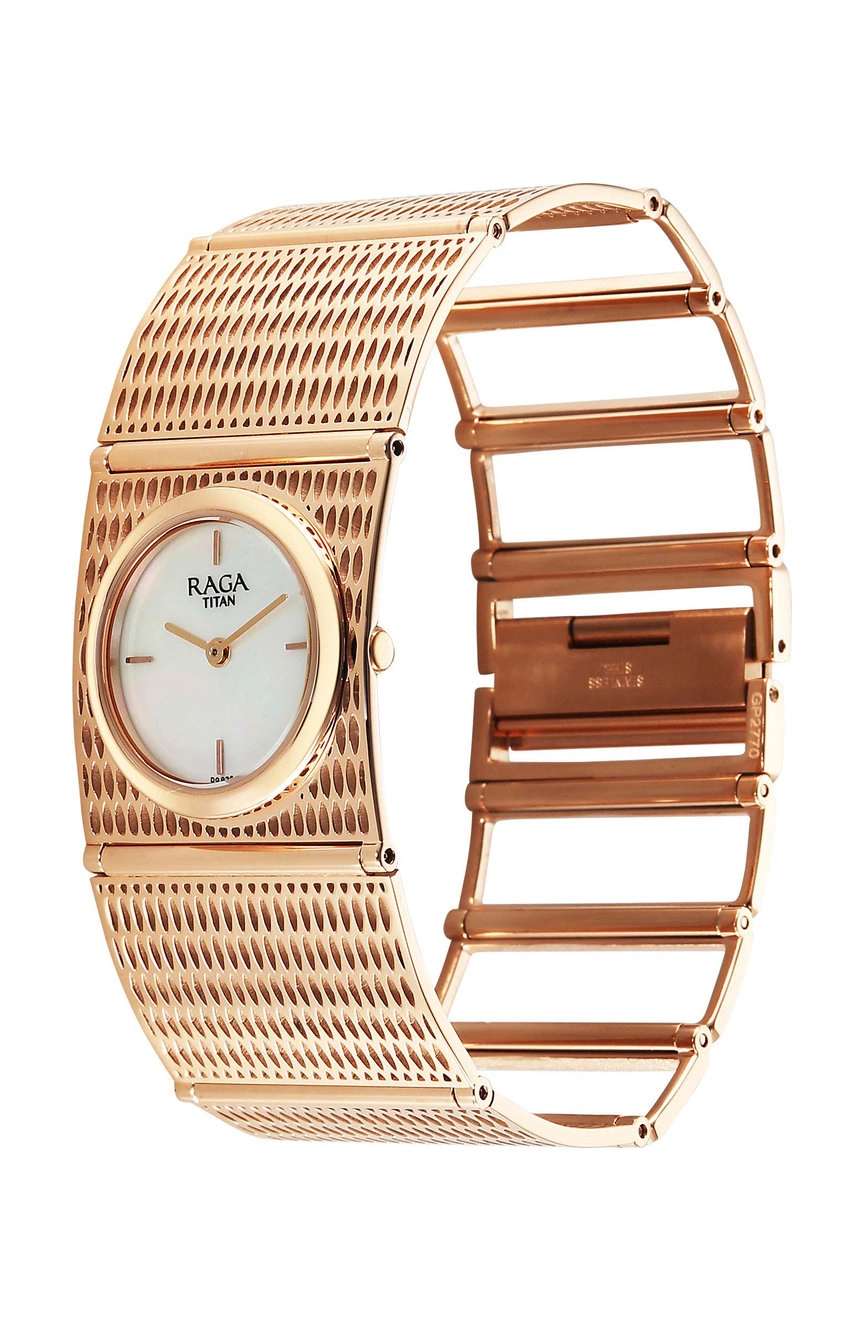 Titan Ethereal Quartz Analog