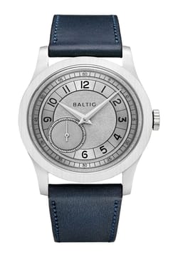 Baltic إم آر روليت - لون فضي - بسوار لون أزرق داكن