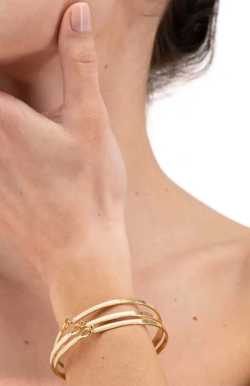 Bangle-Up Lily lacquer bracelet with drop clasp | RivoliShop.com