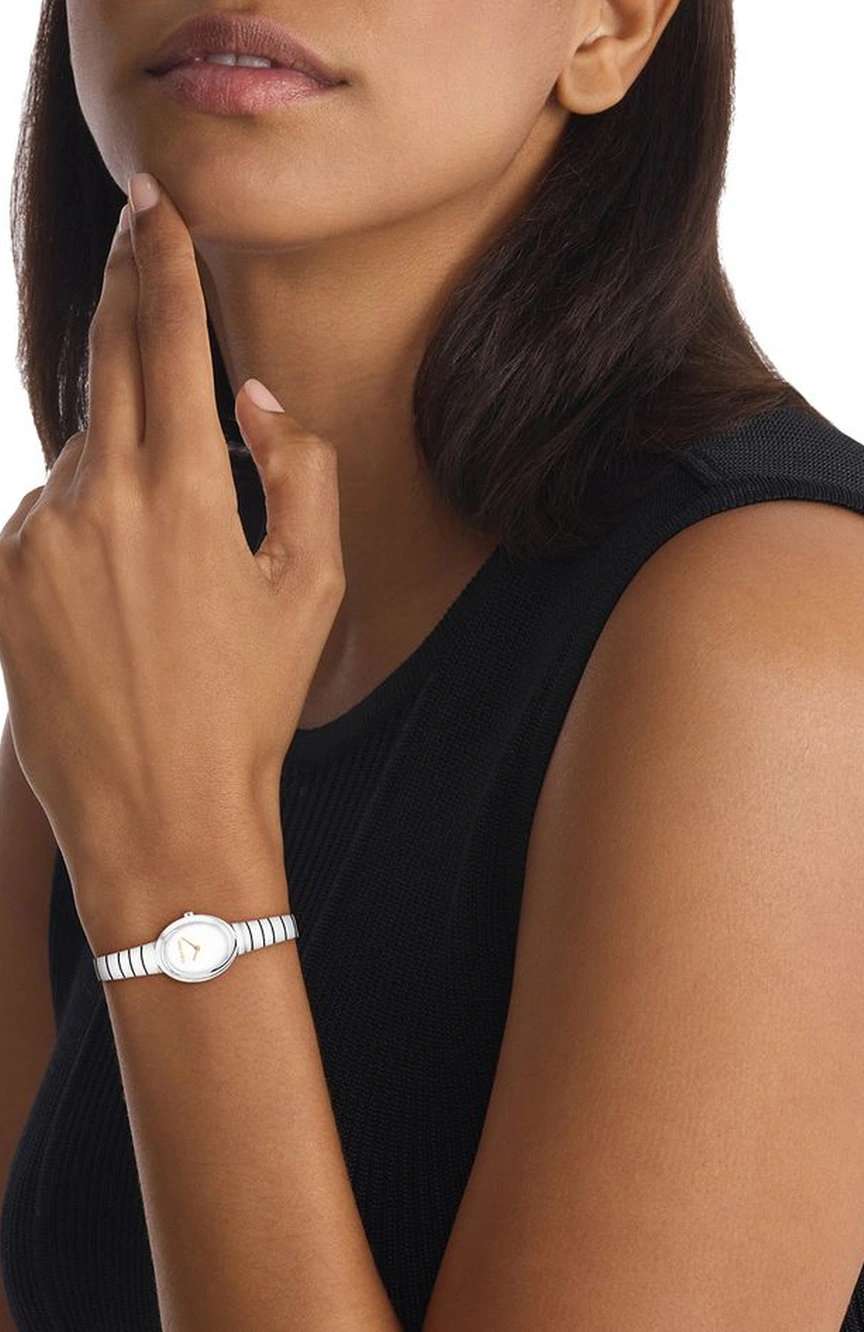 Calvin Klein Twisted Bezel