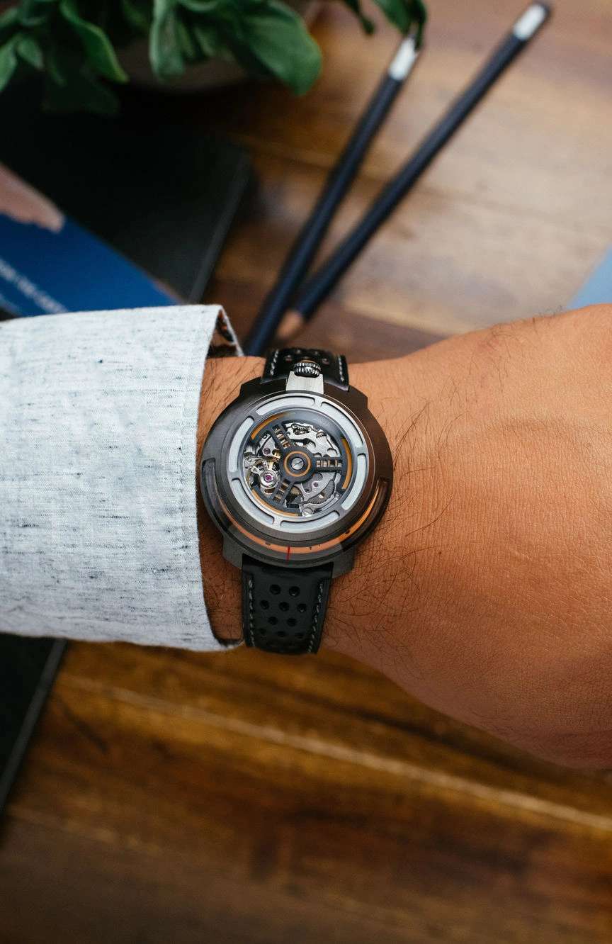 زيريك إنفرتور II أوتوماتيك لون رمادى وبرتقالي