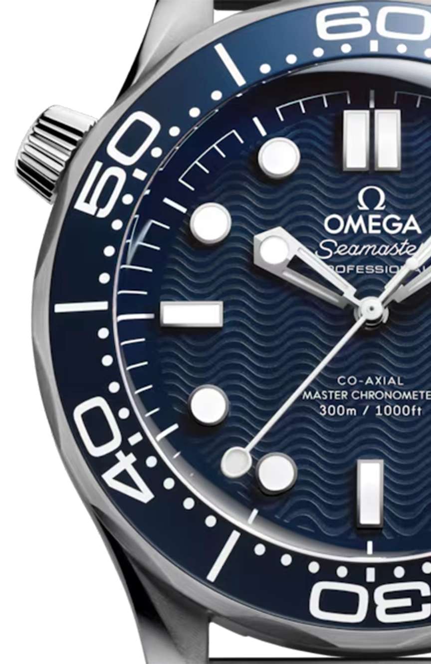 OMEGA SEAMASTER DIVER 300M CO-AXIAL MASTER CHRONOMETER 42MM - JAMES BOND 60TH ANNIVERSARY