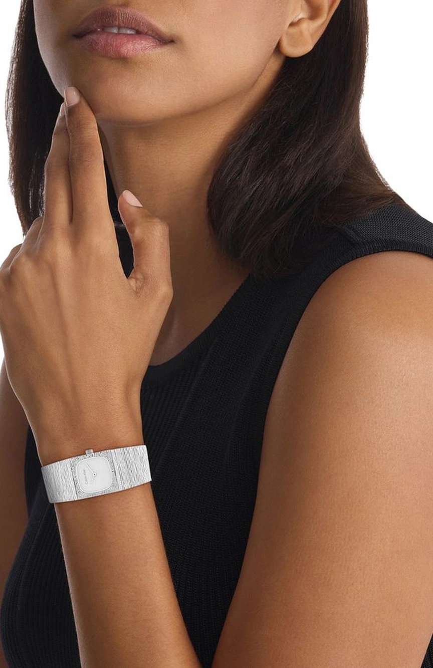 Calvin Klein Sophisticated Square