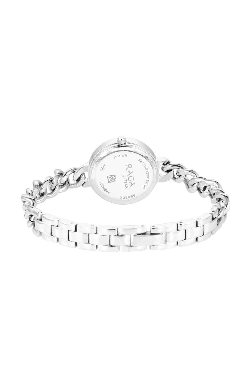 تيتان ساعة تيتان راجا شوستوبر كوارتز بميناء فضي وسوار معدني للنساء