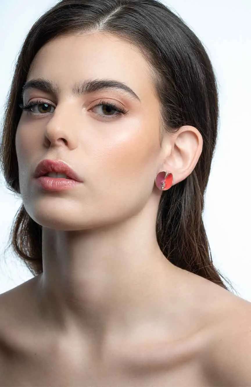 Fili Plaza Shinny diamond red garnet earrings