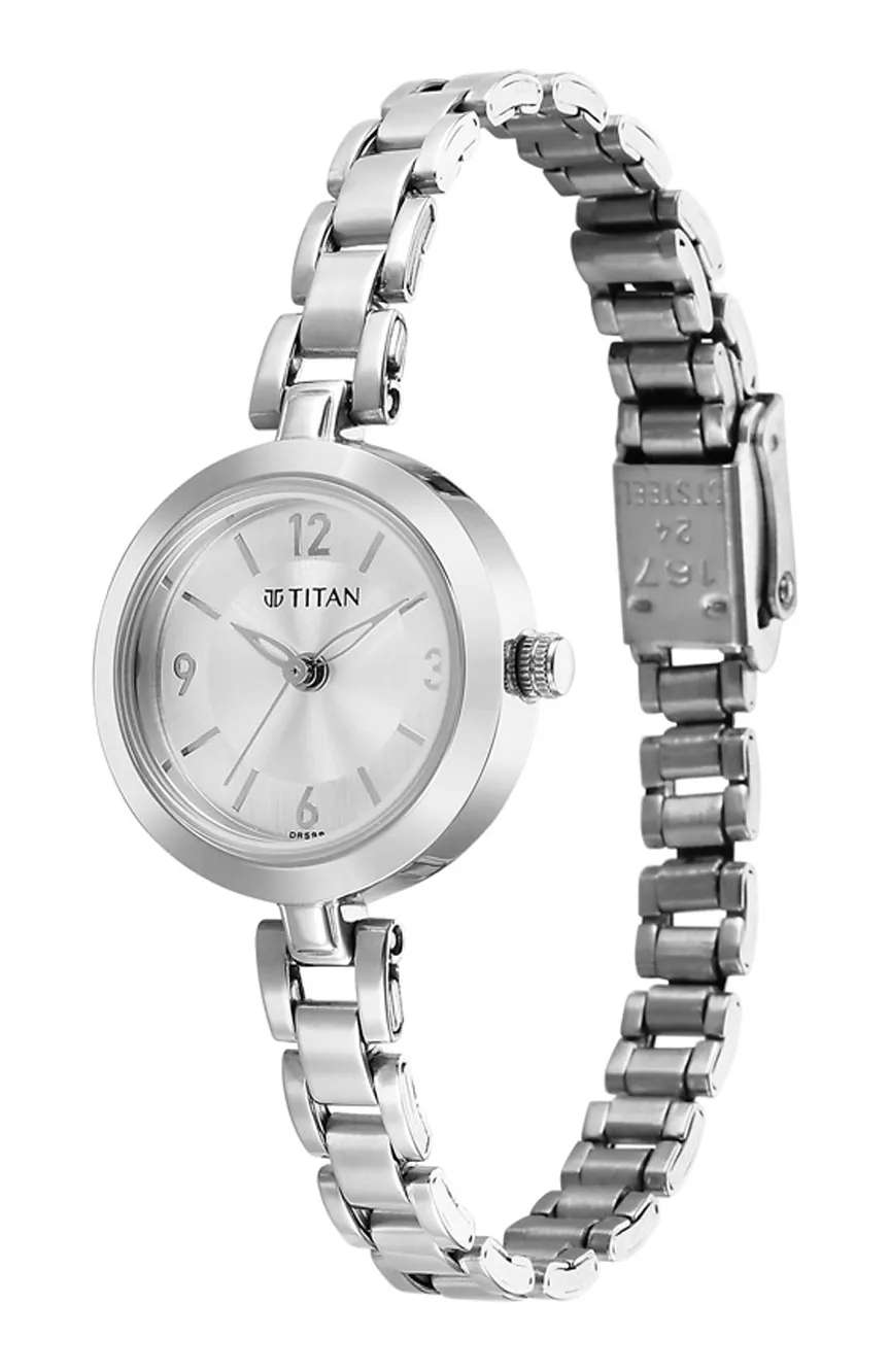 Titan Karishma Silver Round Dial Metal Strap Analog Watch for Women